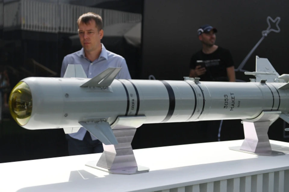Полковник Виктор Баранец рассказал о возможностях новой российской ракеты ЛМУР. Фото: Валерий Мельников / РИА Новости