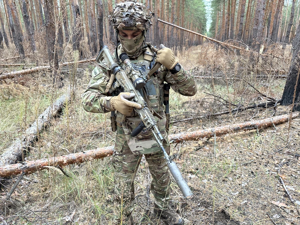 Бойцов из Крыма наградили за мужество и героизм, проявленные в ходе СВО