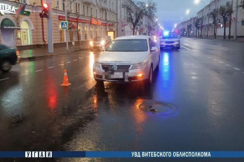 Водитель автомобиля Volkswagen сбил 60-летнюю женщину на пешеходном переходе в Витебске. Фото: телеграм-канал ГАИ Витебской области