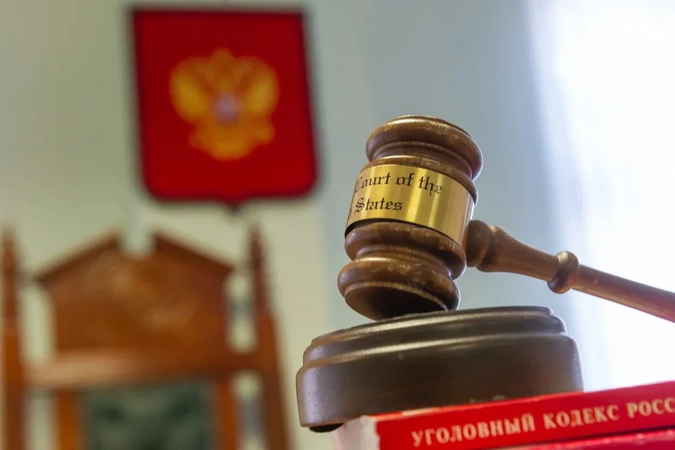 В Петербурге мужчина не вернул арендованный Mercedes-Benz за 17,5 млн рублей и попал под суд.
