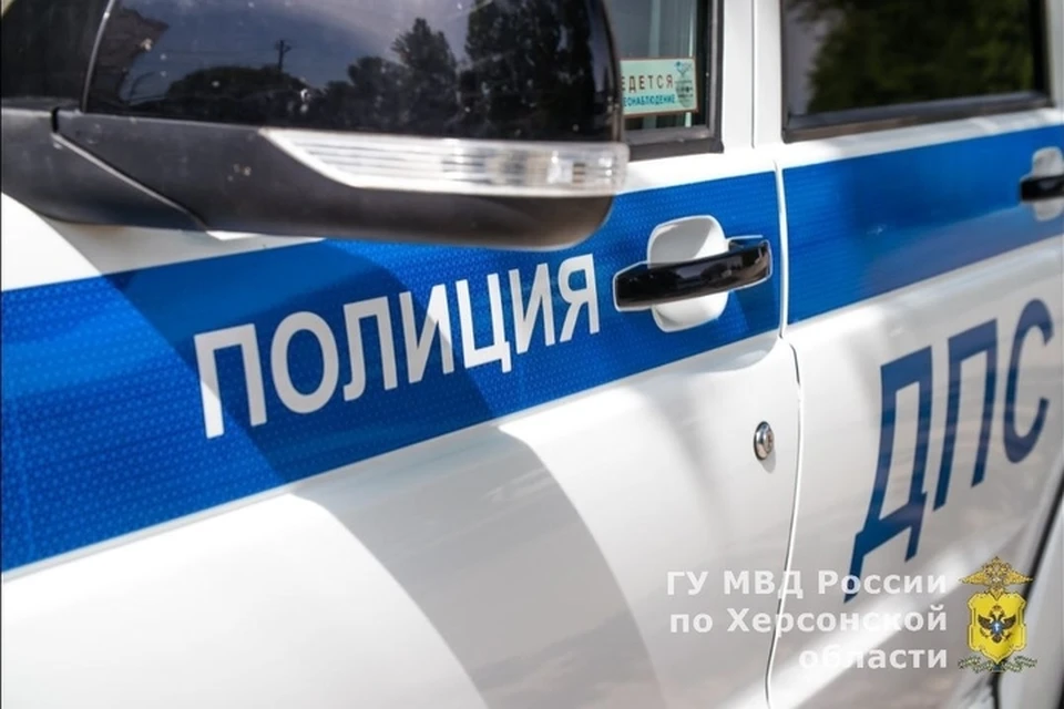 В Геническе сотрудники ДПС остановили 25-летнего мужчину за рулем "Ауди-А4"