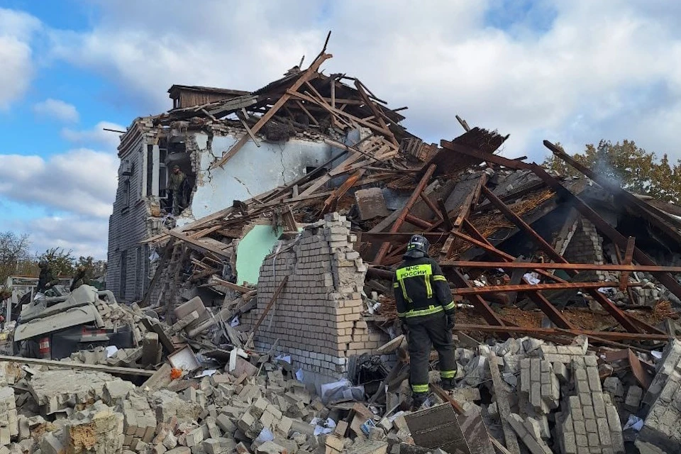 Ракета ВСУ разрушила несколько домов в Скадовске Фото: администрация Скадовска