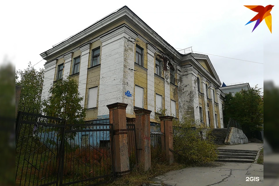 Сейчас здание 1937 года постройки пустует. Фото: 2gis.ru