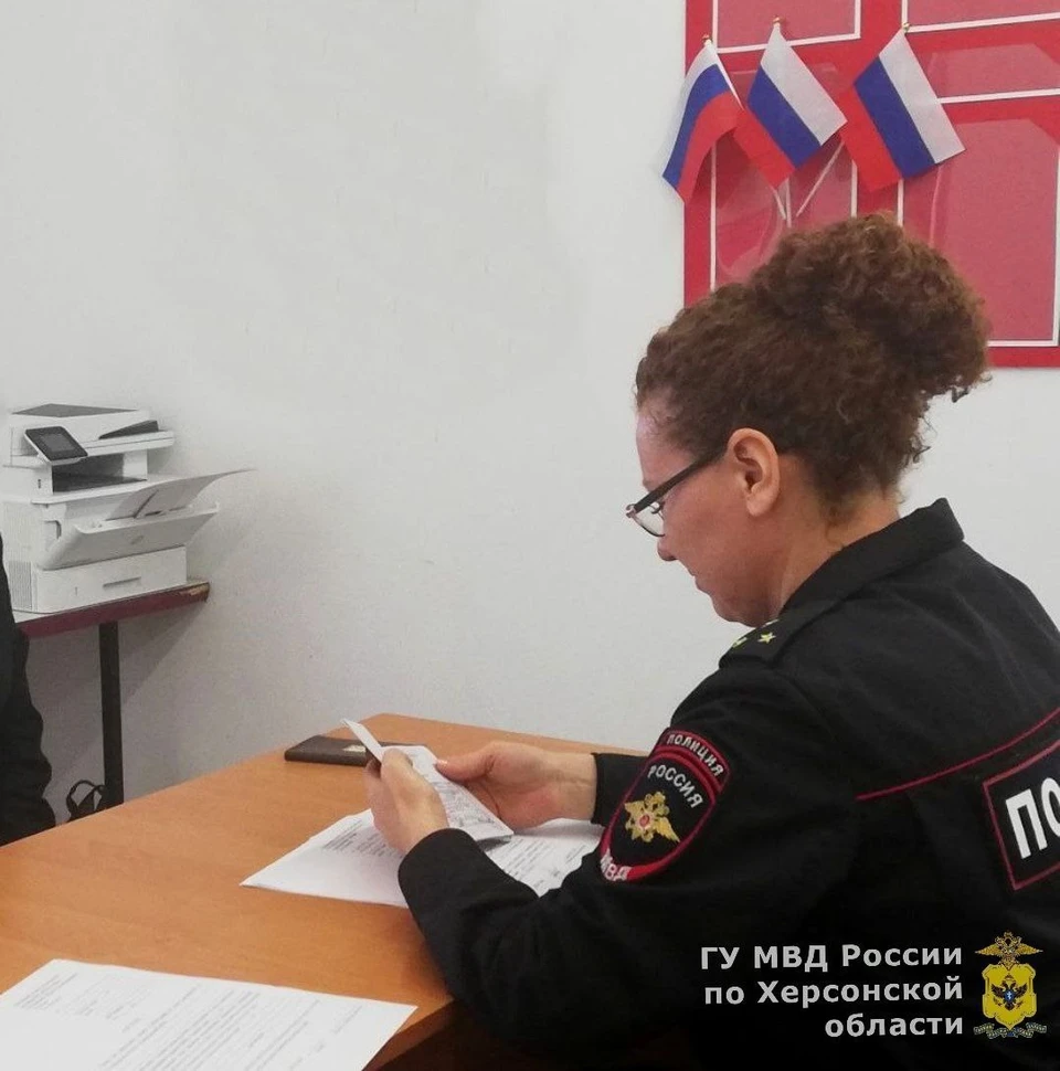 Полицейские проверили документы у жителей ФОТО: ГУ МВД Херсонской области