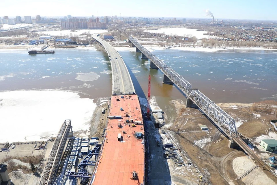 В Новосибирске строительство моста через Обь не закончат в 2023 году. Фото: ГК «ВИС».