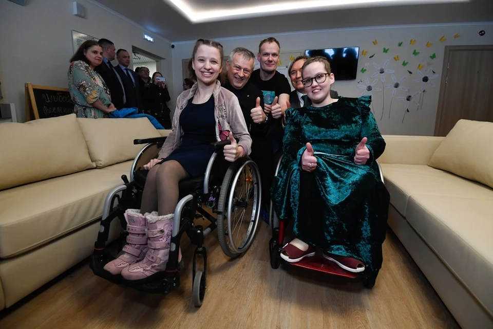 Прошлой весной во Всеволжске открылся Дом сопровождаемого проживания для молодых людей с инвалидностью. Фото: пресс-служба правительства Ленинградской области.