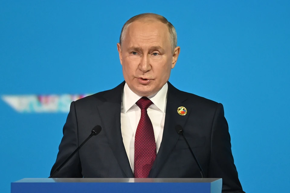 Путин поддержит законопроект об ограничении англицизмов в русском языке.