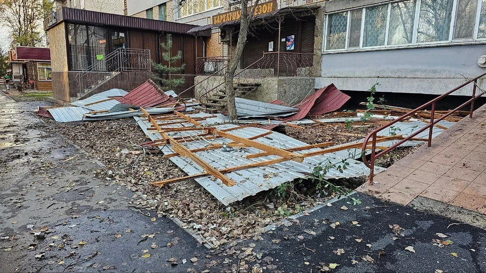 В Херсонской области восстанавливают поврежденные здания ФОТО: ТГ-канал министерства строительства, архитектура и жилищно-коммунального хозяйства Херсонской области.