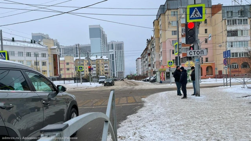 Комиссия приняла светофорный объект на ул. Кальной.