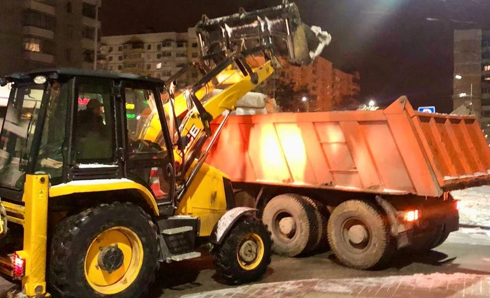 Коммунальщики усиленно трудились всю минувшую ночь.