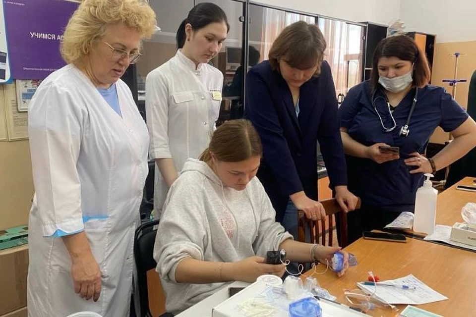 900 детей с диабетом обеспечат системами контроля глюкозы в Иркутской области
