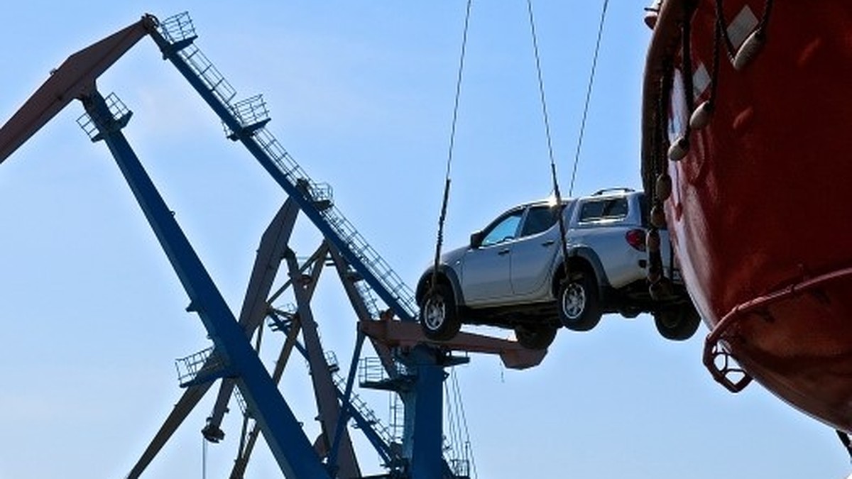 Зеленый угол» и автомобили во Владивостоке после эмбарго 1 декабря 2023  года: как покупают авто, спрос на машины, иномарки - KP.RU