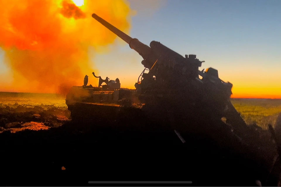 Российские артиллеристы уничтожили замаскированный опорный пункт ВСУ.