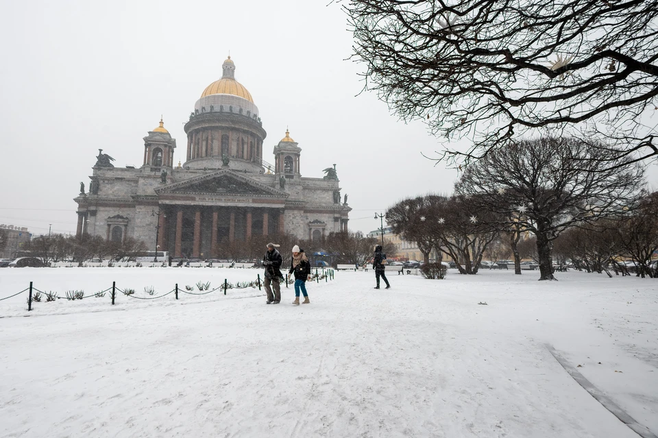 В Петербурге высота снежного покрова достигла 23 сантиметров.