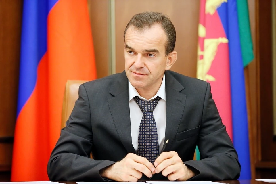 Вениамин Кондратьев отвечает на вопросы жителей в прямом эфире Фото: пресс-служба администрации Краснодарского края