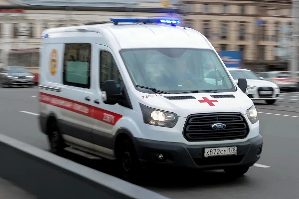 17-летняя студентка внезапно умерла в Петербурге.