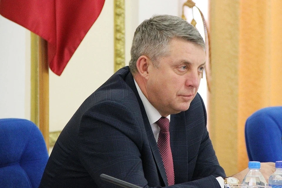 Губернатор Богомаз выразил соболезнования родным погибшей девочки в Брянске
