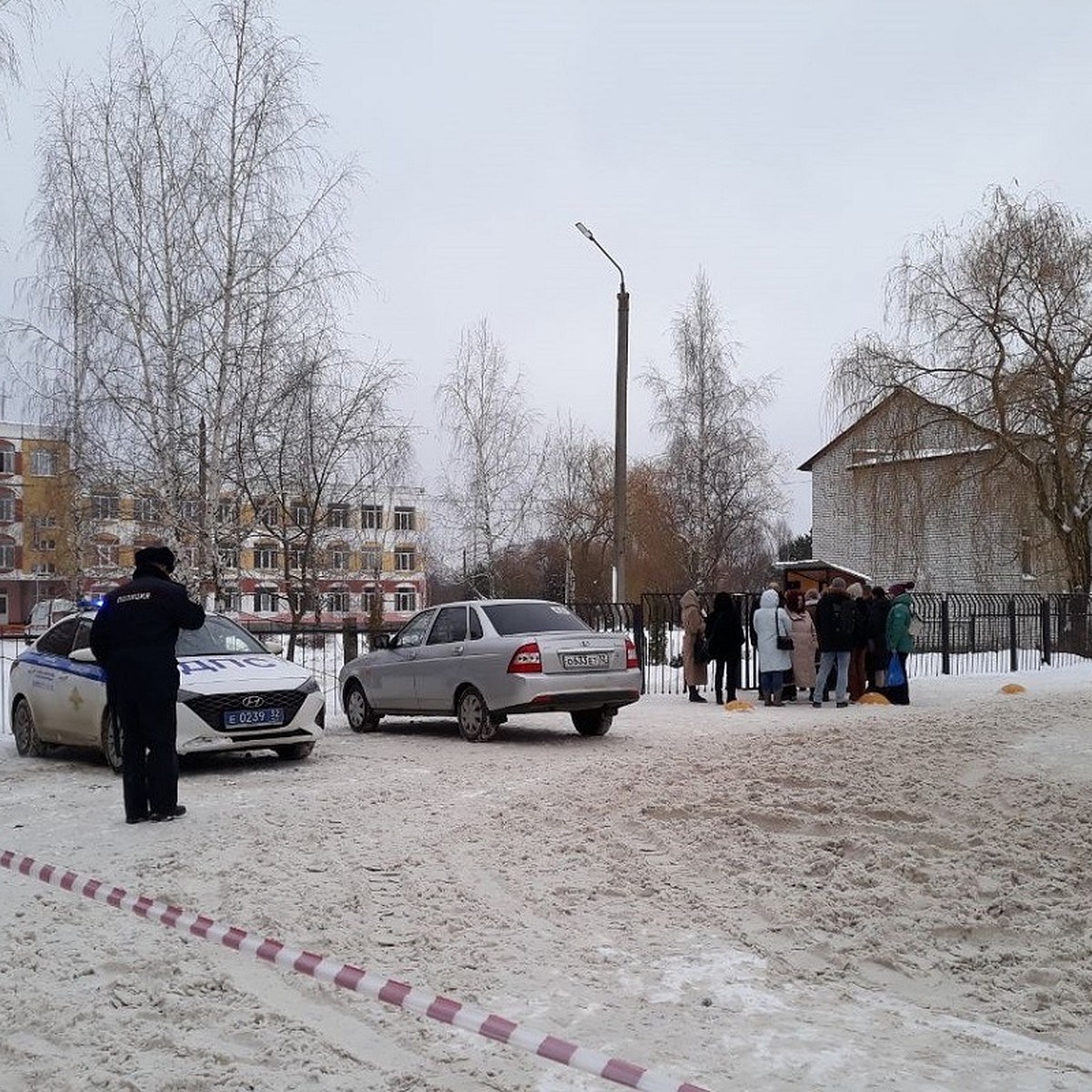 Что известно о школьнице, устроившей стрельбу в гимназии Брянска: семья,  биография, что говорят друзья - KP.RU