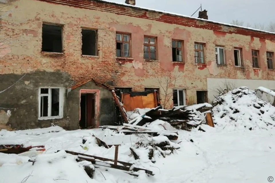 Здание передали под снос