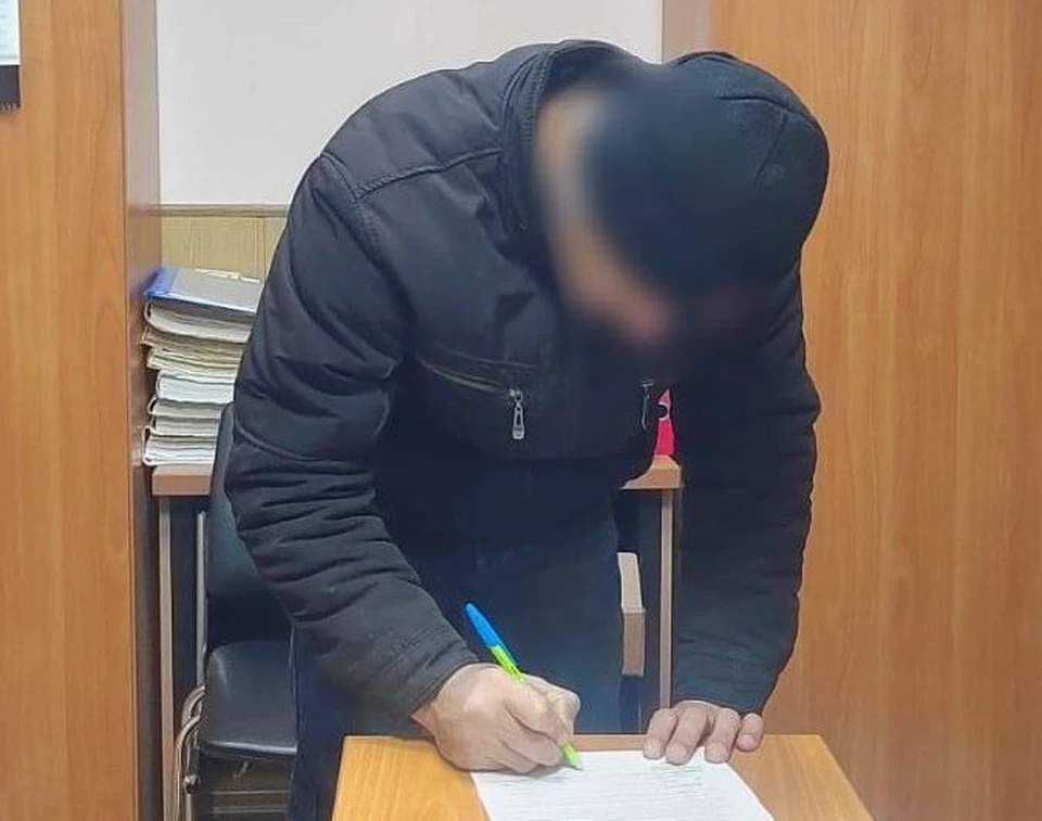 38-летний мужчина из Жиздры пытался зарезать своего соседа