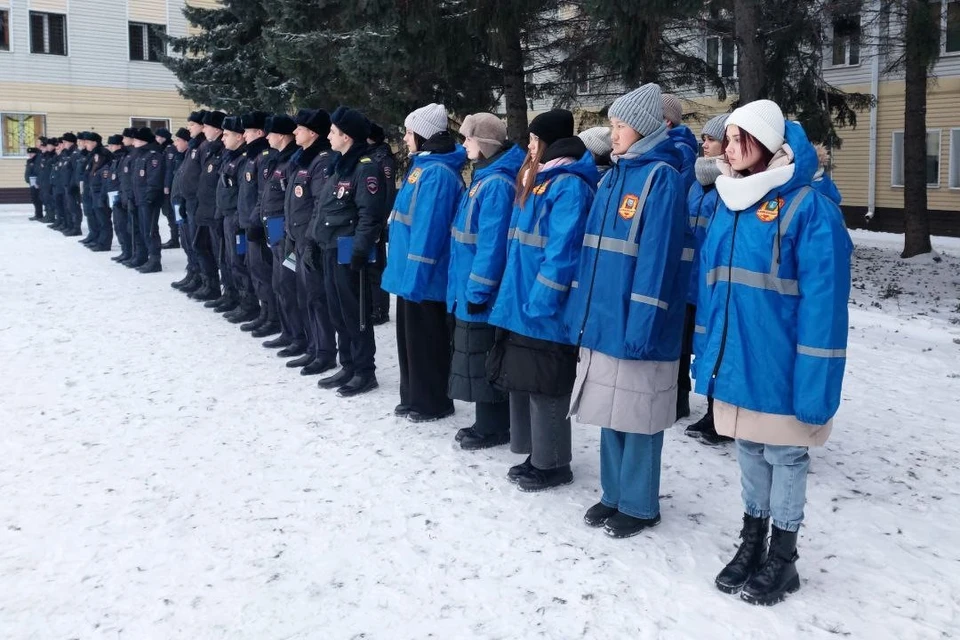 Дружинники патрулируют улицы совместно с сотрудниками ППС