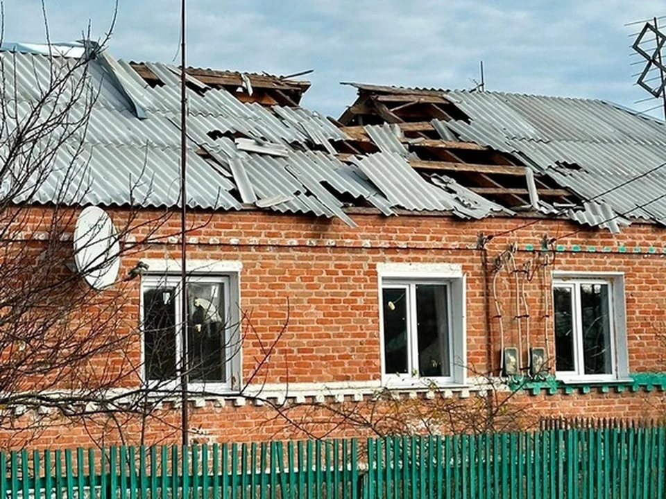 В Шебекино поврежден частный жилой дом.