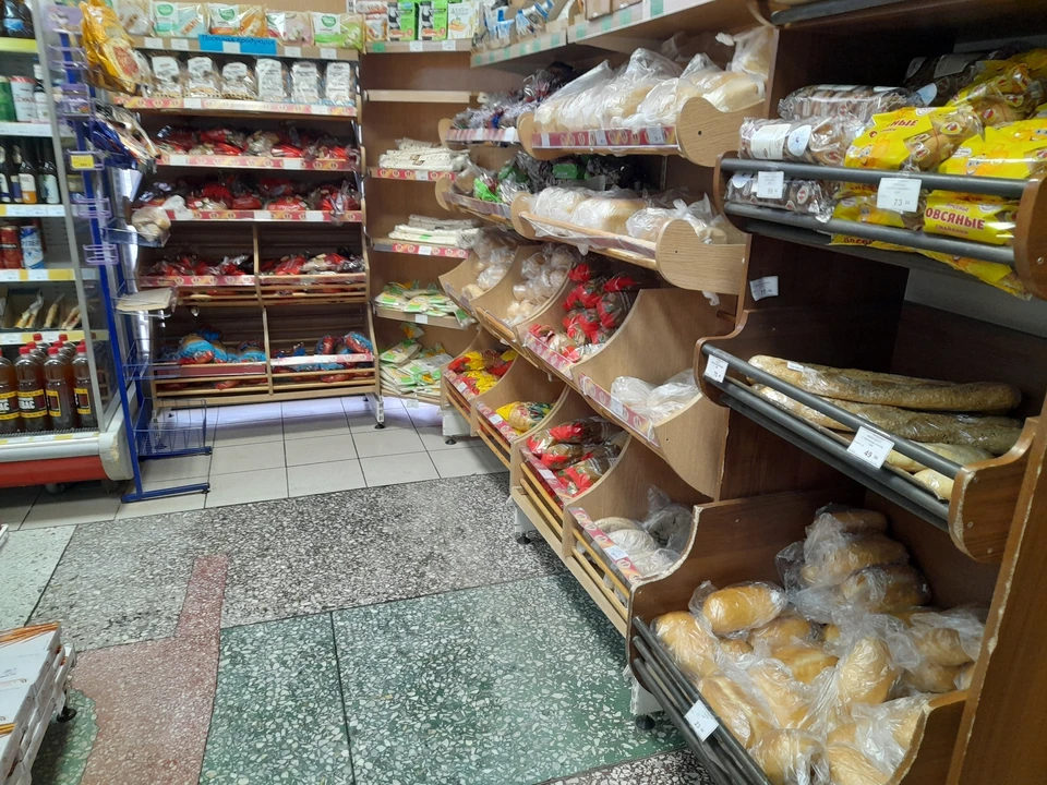 Пустые полки, скорее всего, единичные случаи.