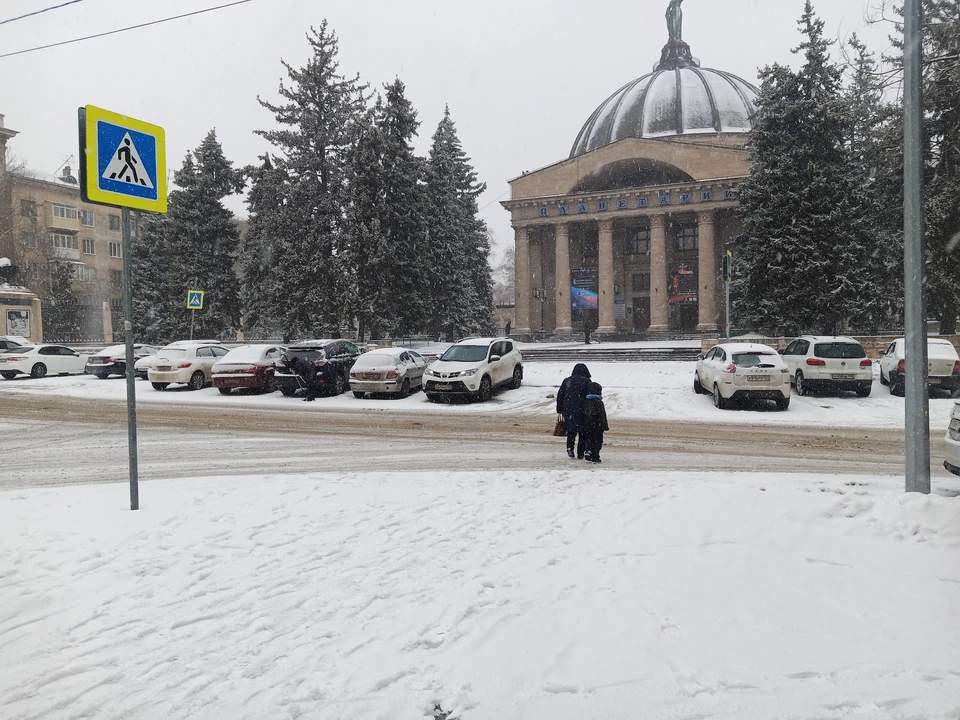 Первый рабочий в день году будет морозным и снежным