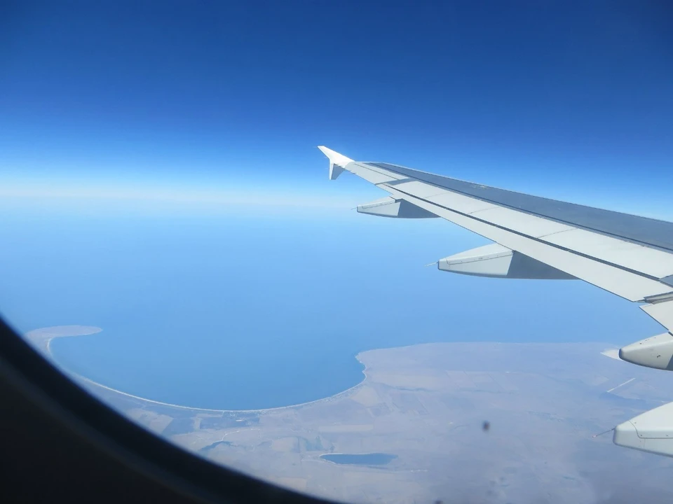 Самолет Ханты-Мансийск – Челябинск экстренно приземлился в Тюмени .