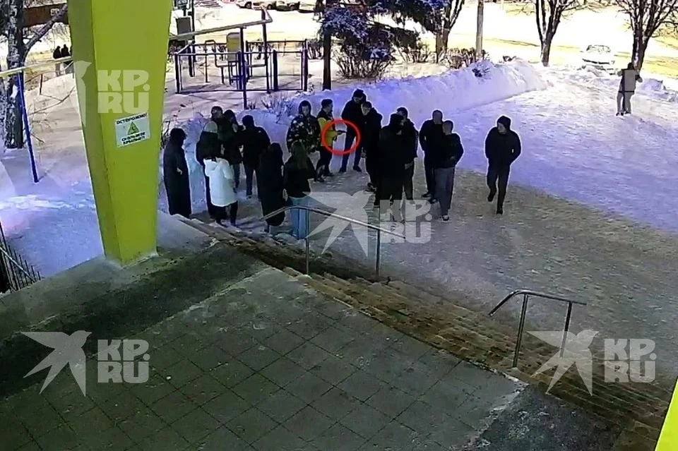 Полиция выяснит обстоятельства массовой драки со стрельбой на пл. Мичурина.