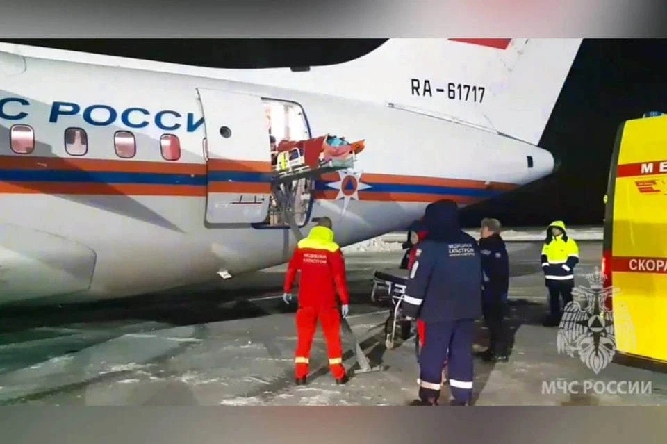 Спецборт МЧС доставил детей из Грозного в Нижний Новгород.