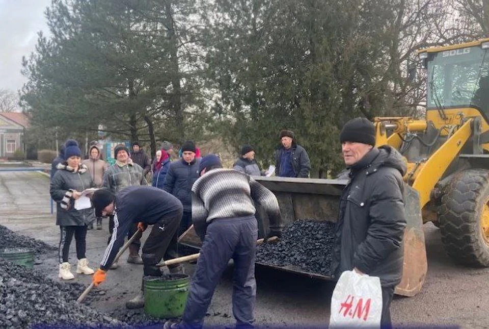 Жители Херсонской области получают социальный уголь ФОТО: Андрей Алексеенко