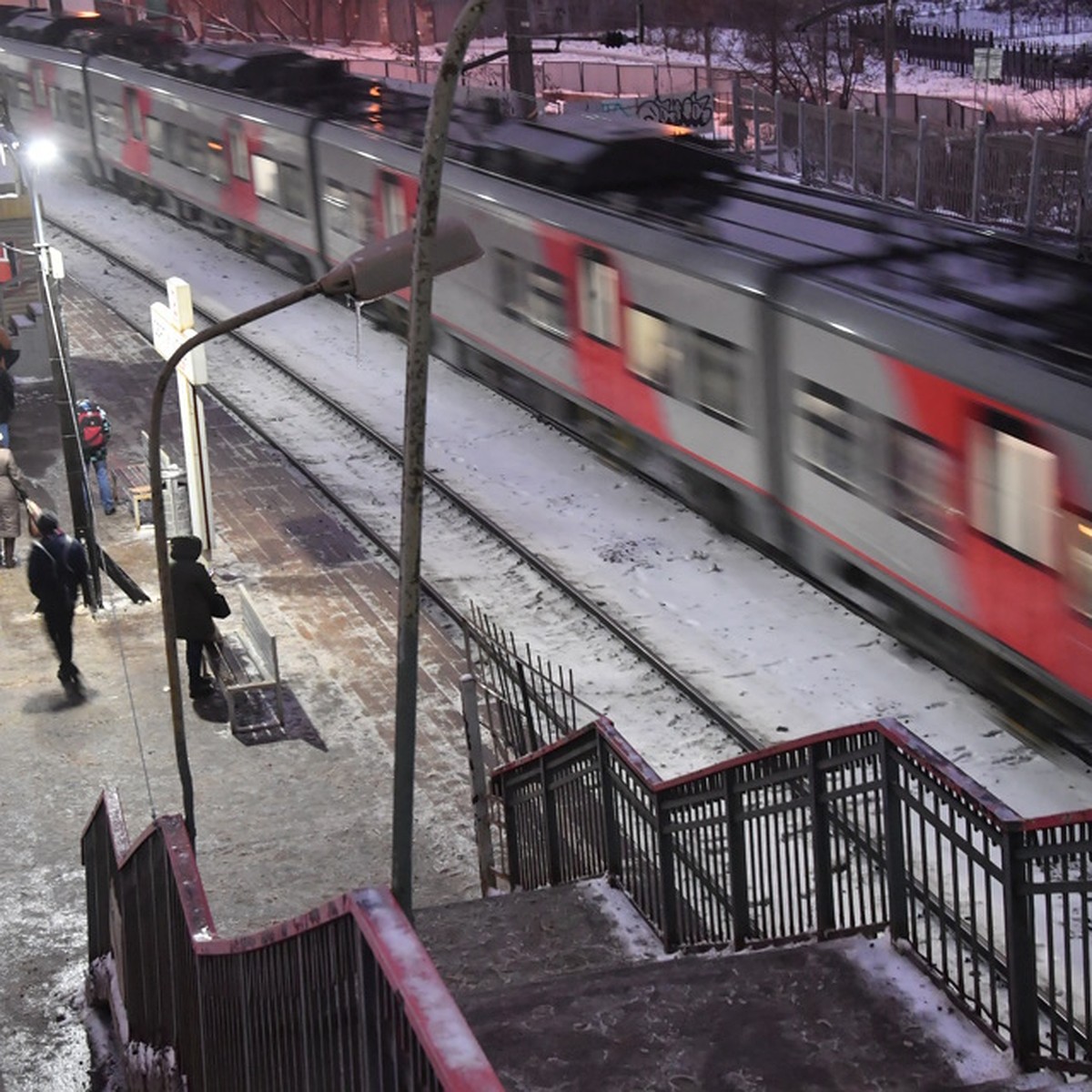 Движение поездов на участке Чисмена – Волоколамск приостановили - KP.RU