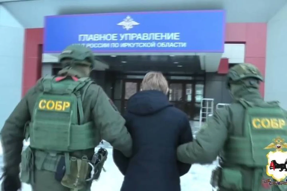 Планировал массовое убийство: в Иркутской области задержали 19-летнего сторонника террористической организации
