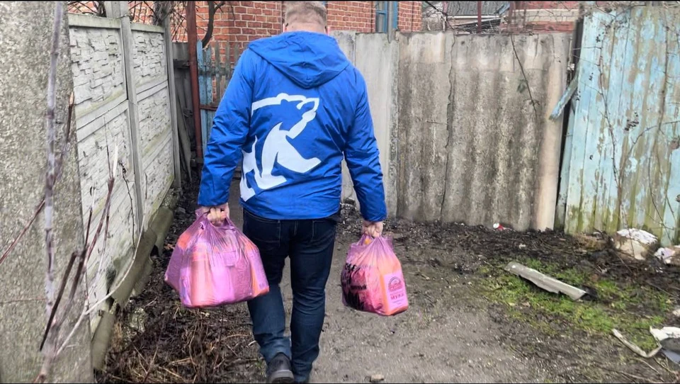 Многодетным семьям помогают в Херсонской области ФОТО: Владимир Лебедкин.