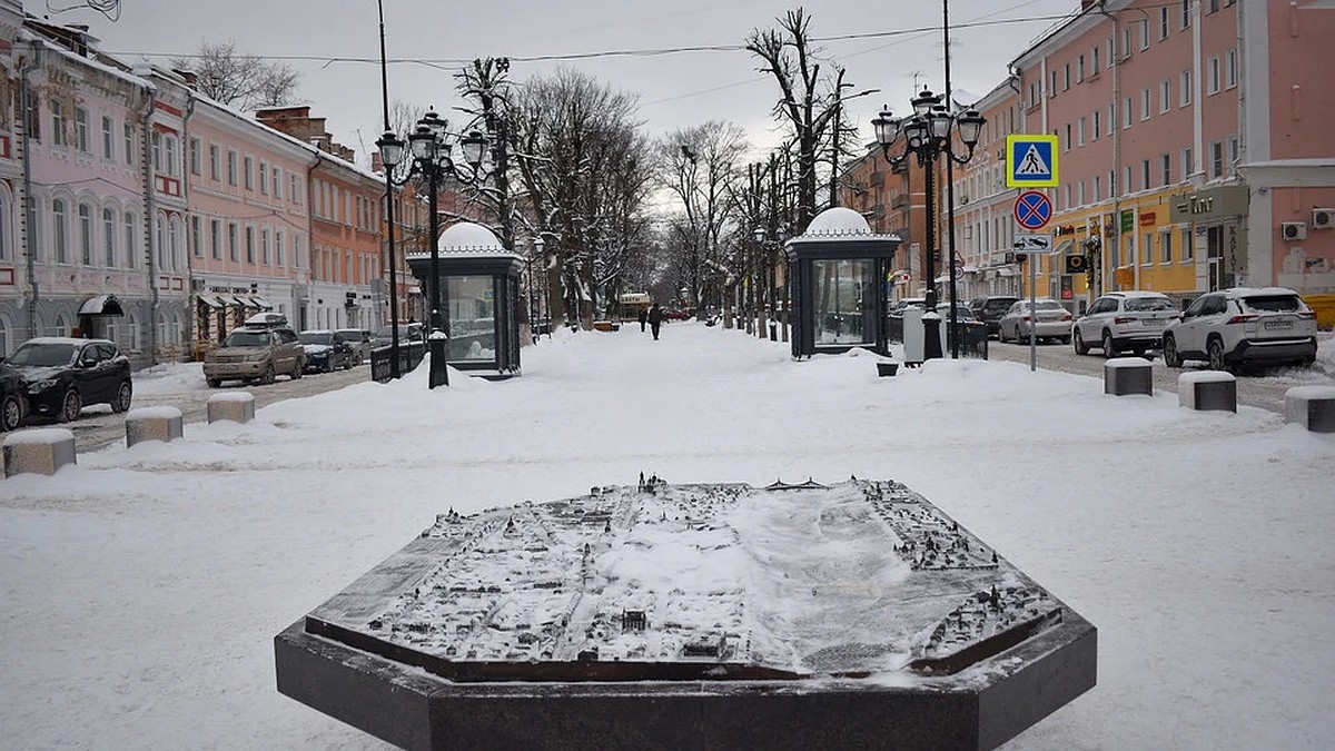 Барельеф Лучи Твери на Трёхсвятской испортили не вандалы - KP.RU