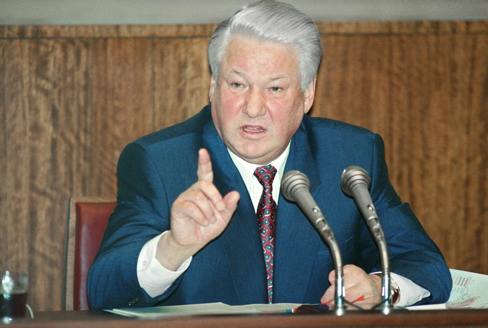 Борис Ельцин во время пресс-конференции, 1993 г. Фото Александра Сенцова и Александра Чумичева /ИТАР-ТАСС/.