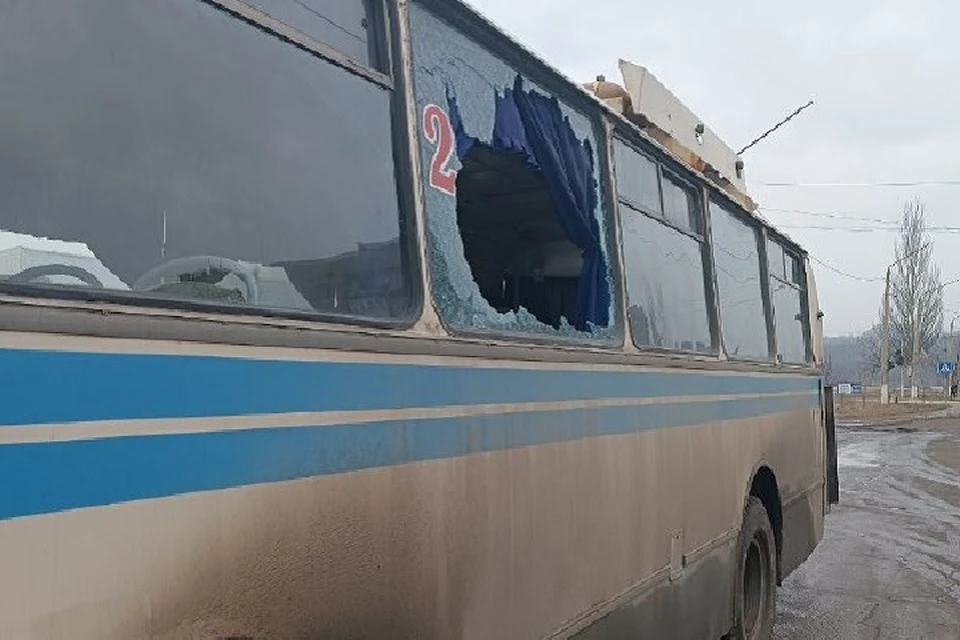 В Горловке взрывоопасный предмет попал в автобус. Фото: ТГ/Приходько