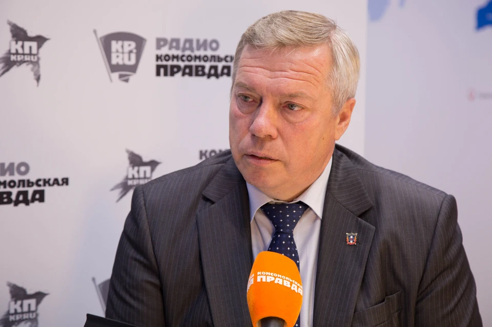 Губернатор Ростовской области прокомментировал ситуацию с центральным пляжем Таганрога.
