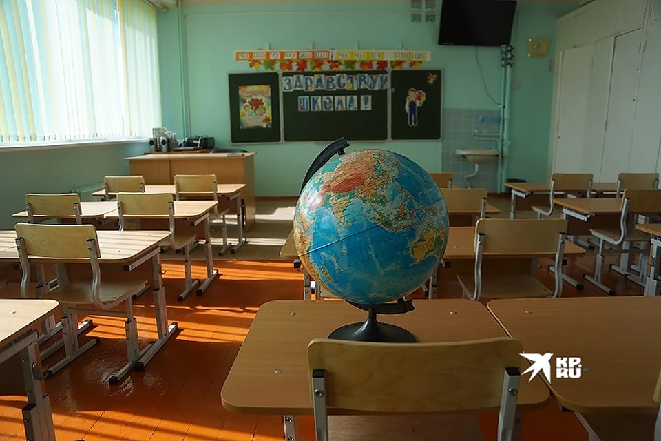 Многих школьников Югры из-за морозов перевели на домашнее обучение