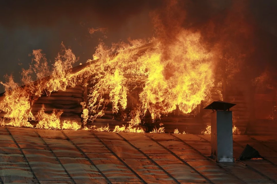 За сутки в Новосибирской области при пожарах погибли 4 человека.