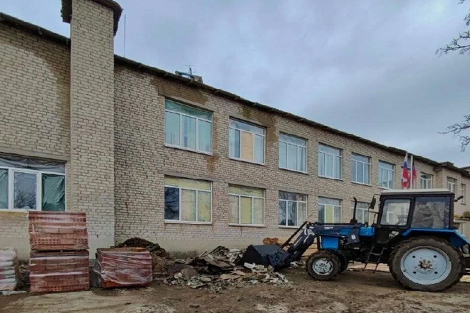 Специалисты из Бурятии восстановят школу Старобешевского района в селе Кумачово. Фото: Управления капитального строительства Бурятии