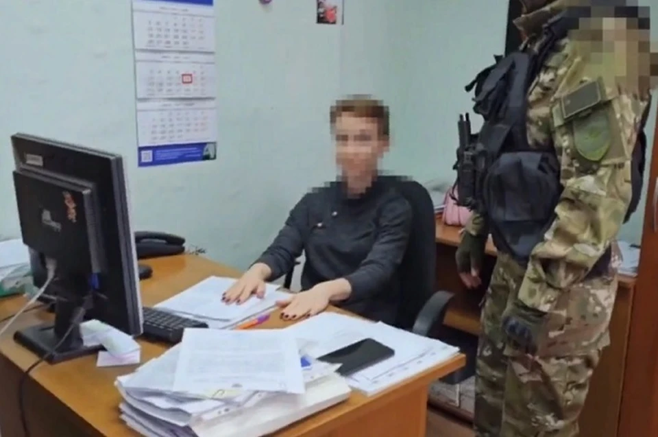 К шести годам лишения свободы приговорена бывшая сотрудница администрации Углича. Оперативные кадры ФСБ