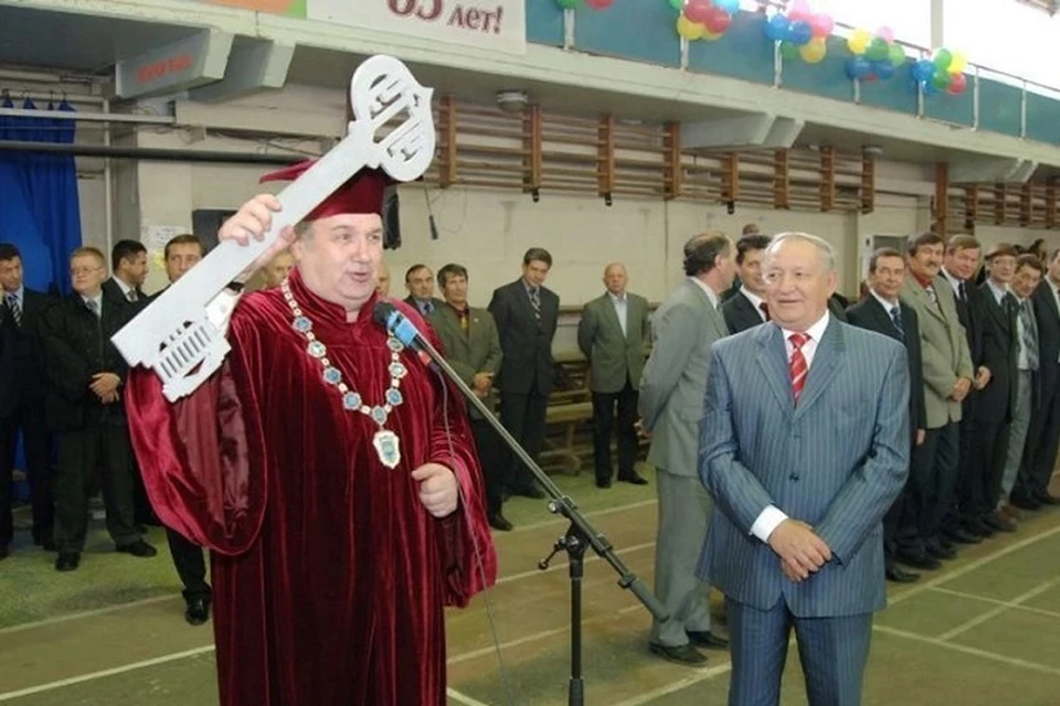 Станислав Набойченко (слева). Фото: пресс-служба УрФУ