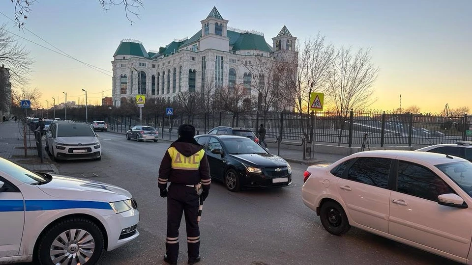 Астраханская дорожная полиция продолжает проводить еженедельные рейды с вечера пятницы и до конца выходных