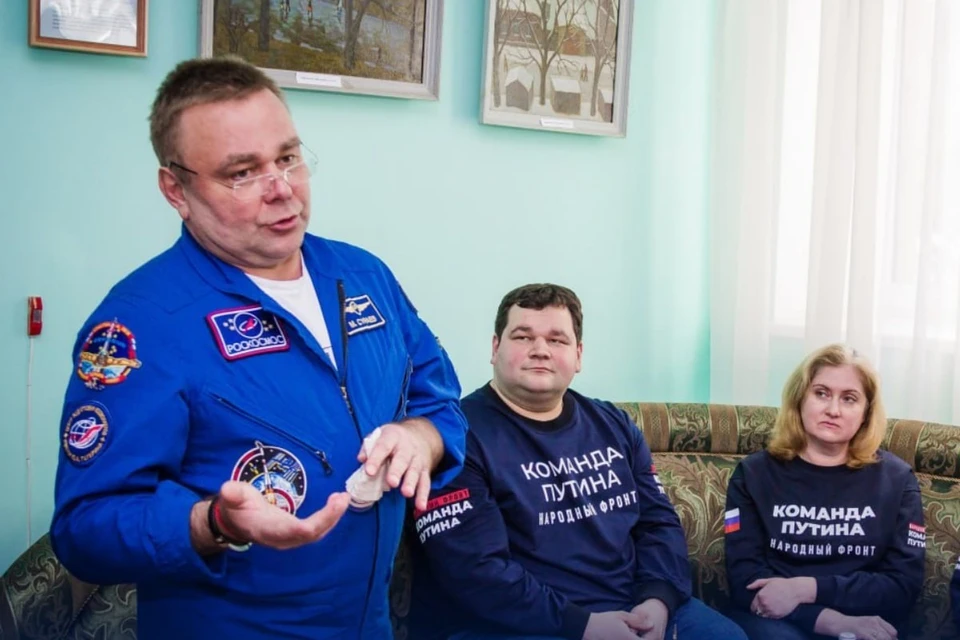 Летчик-космонавт Максим Сураев посетил ДНР. Фото: t.me/er_donetsk