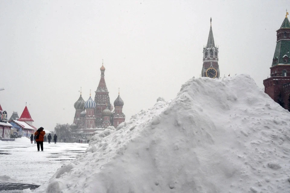 В Москве и области сугробы не планируют растаять до начала апреля