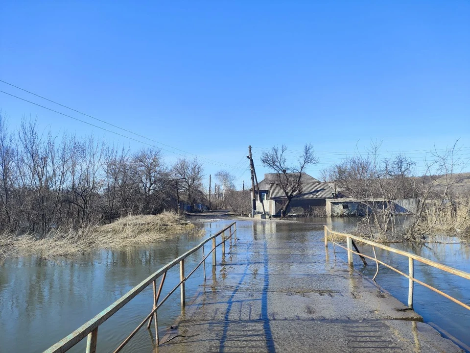 Вода из поселка постепенно начинает уходить