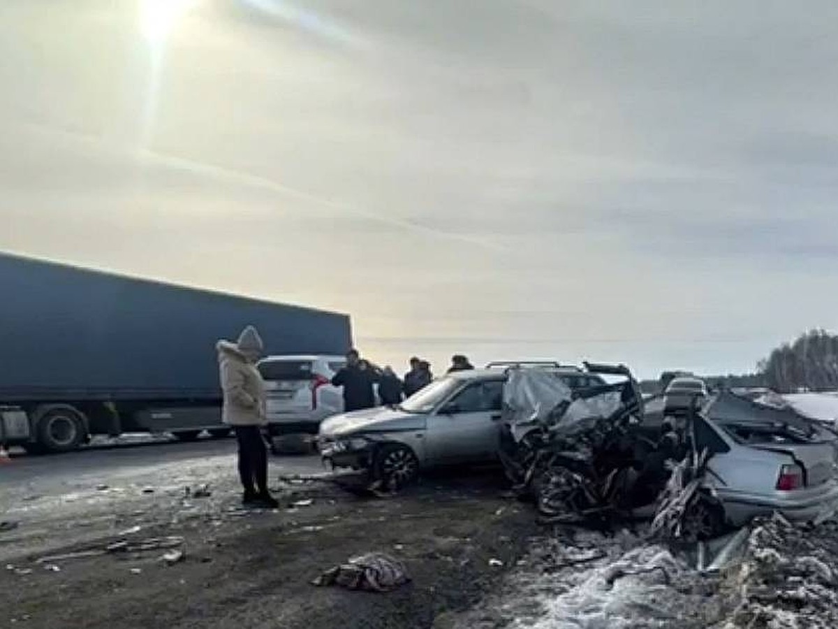 Не доехал до дома: в Челябинской области водитель уснул за рулем, устроил  ДТП с четырьмя машинами и погиб - KP.RU