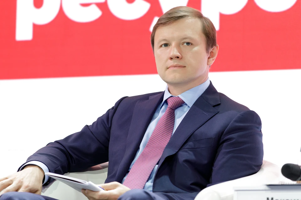 Заместитель мэра Москвы по вопросам экономической политики и имущественно-земельных отношений Владимир Ефимов. Фото: пресс-служба КЭПиИЗО